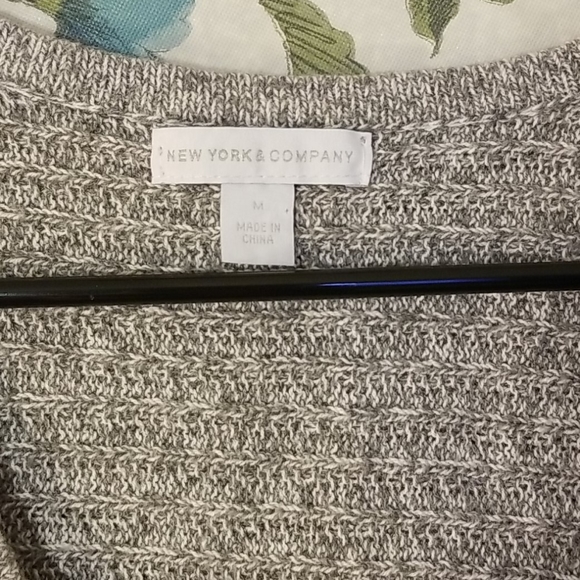 New York & Company 1/2 Sleeve Sweater - Picture 2 of 6